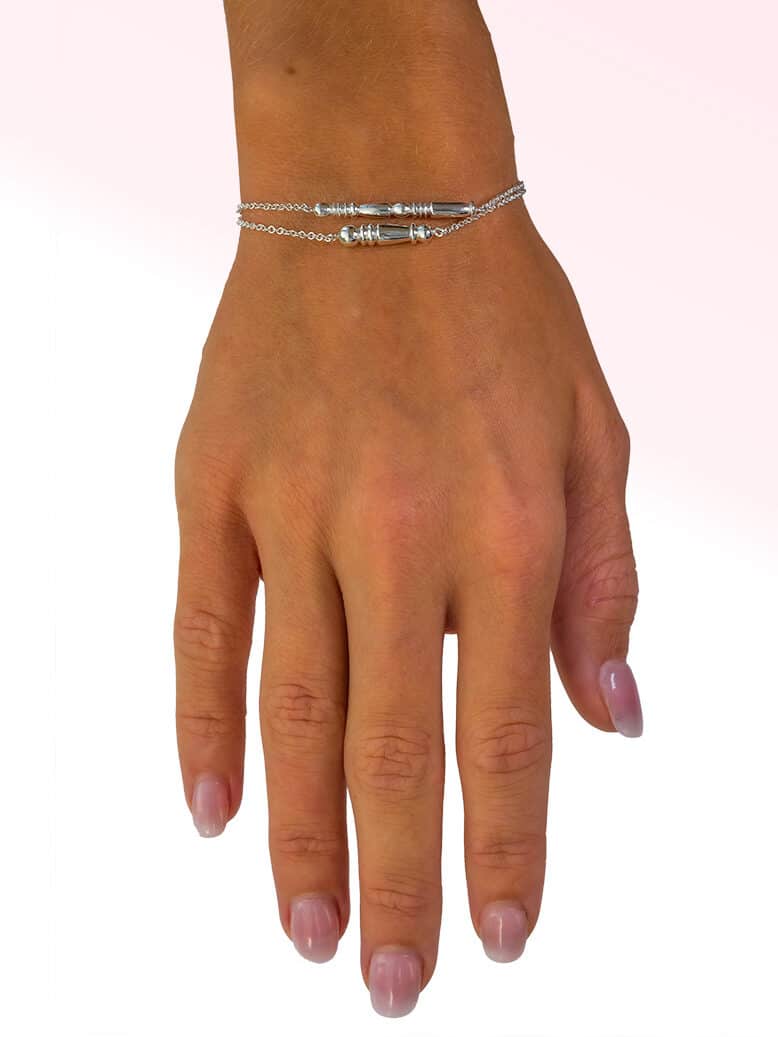 Hand 2 Bracelet Deadwood curves e1667255686570